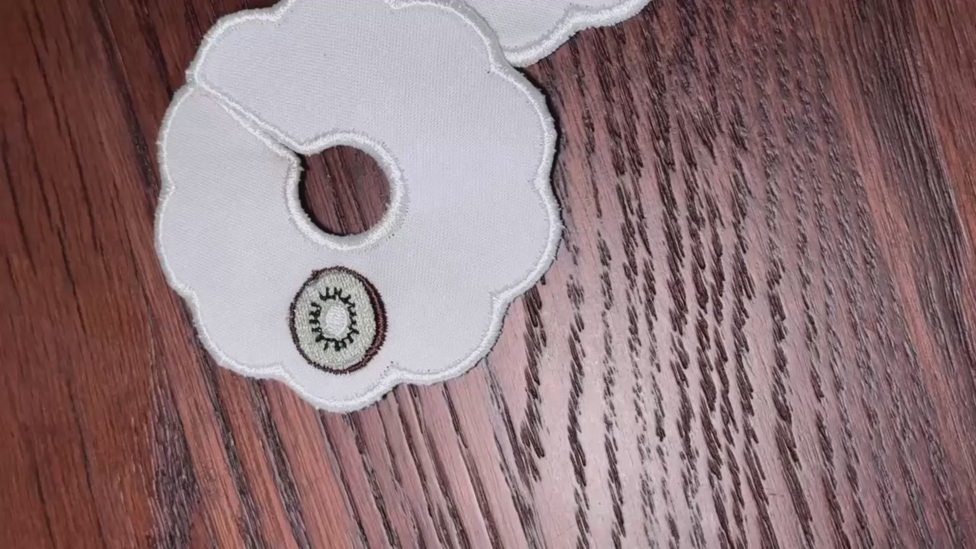 video of wine stem tags on wooden surface